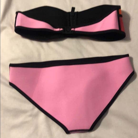 Colorblock Bandeau Bikini Set - Picture 4 of 5